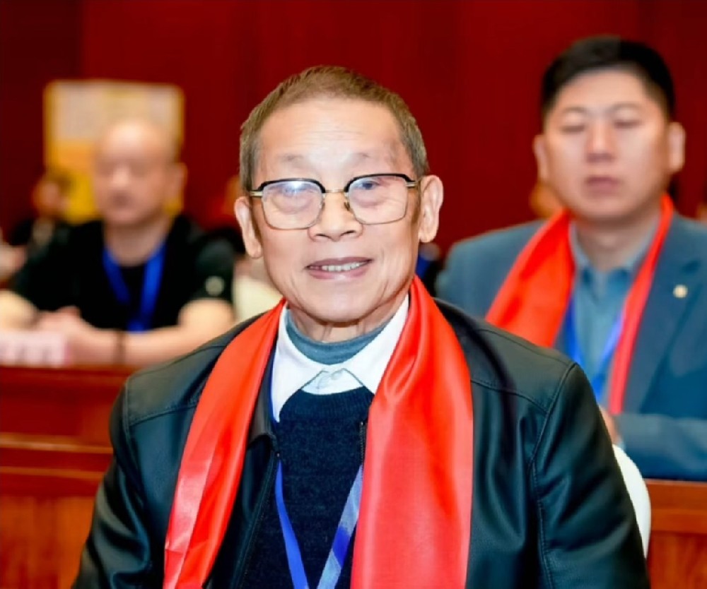 刘恩国坚守本草初心 铸就传承之路